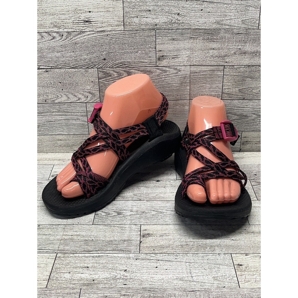 Chaco Women's Z‎ Cloud X2 Pink Black Sandals US 6 Strappy Hiking Shoes